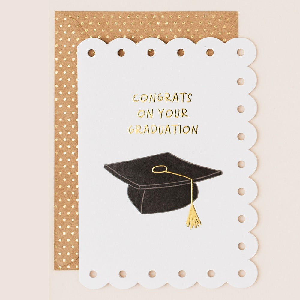 BR021-Apple & Clover-Graduation Hat-Card-Broderie
