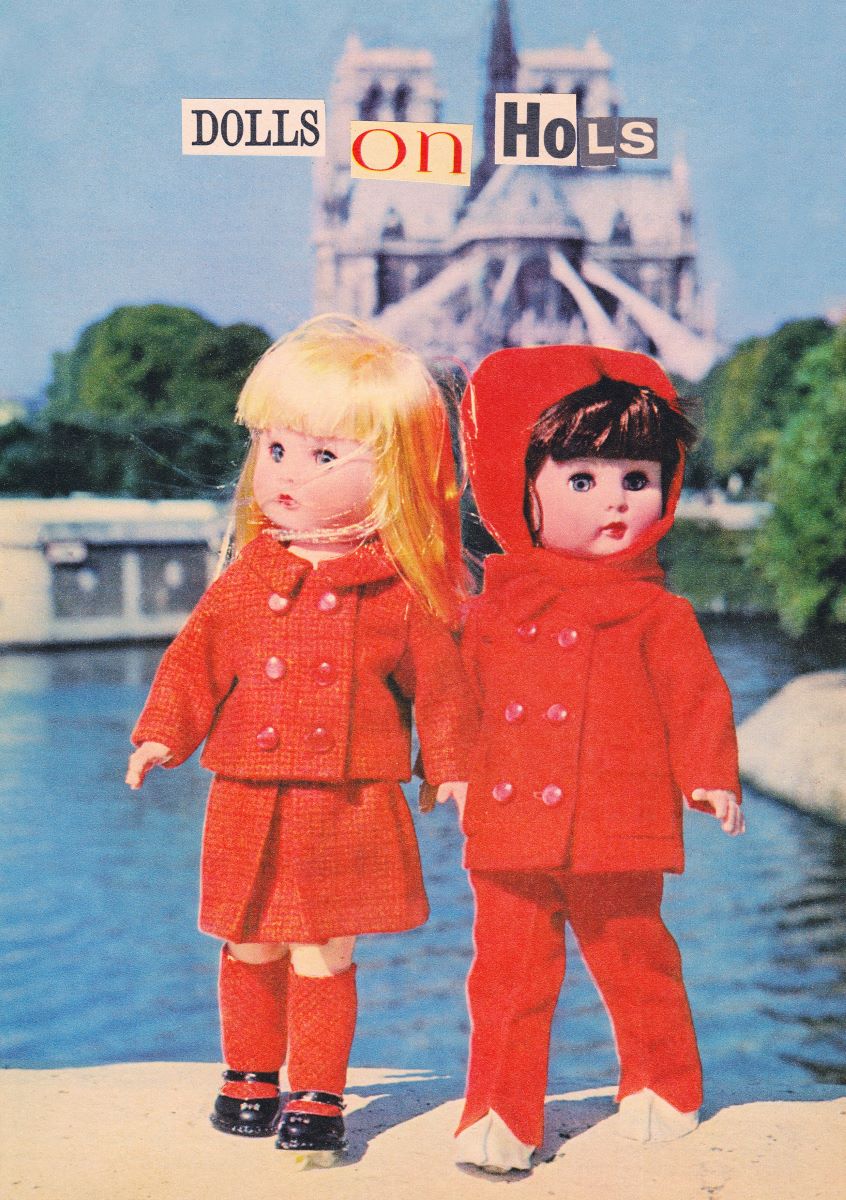 KMK2508-Kiss Me Kwik-Dolls On Hols-Card-