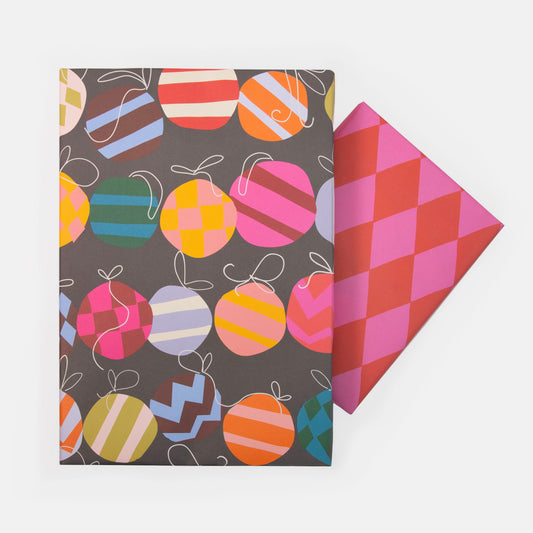 GXD397-Caroline G-Patterned Baubles /Pink & Red Harlequin-Xmas Wrap-