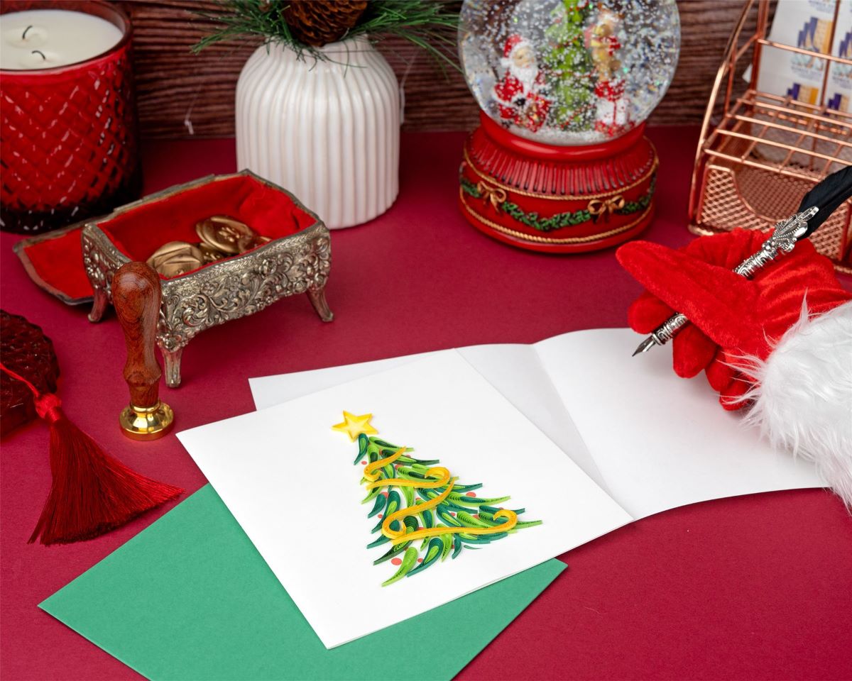 HD6027SN-Second Nature-Tree-Xmas Card-Quilling Card Collection